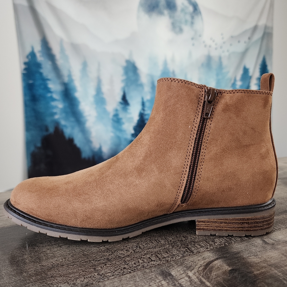 Sonoma Lottiee Chelsea Boots Cognac Women's Size 8.5 NWT - Picture 3 of 10
